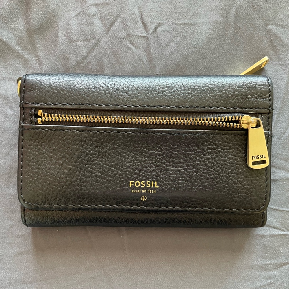 Fossil - Black Leather Wallet